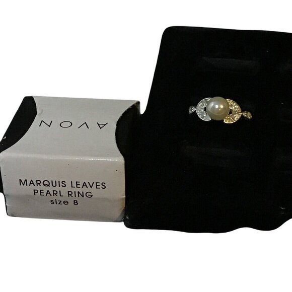 Avon Silver Tone Marquis Leaves Pearl Ring Size 8 (R150 A & B) - Picture 1 of 6